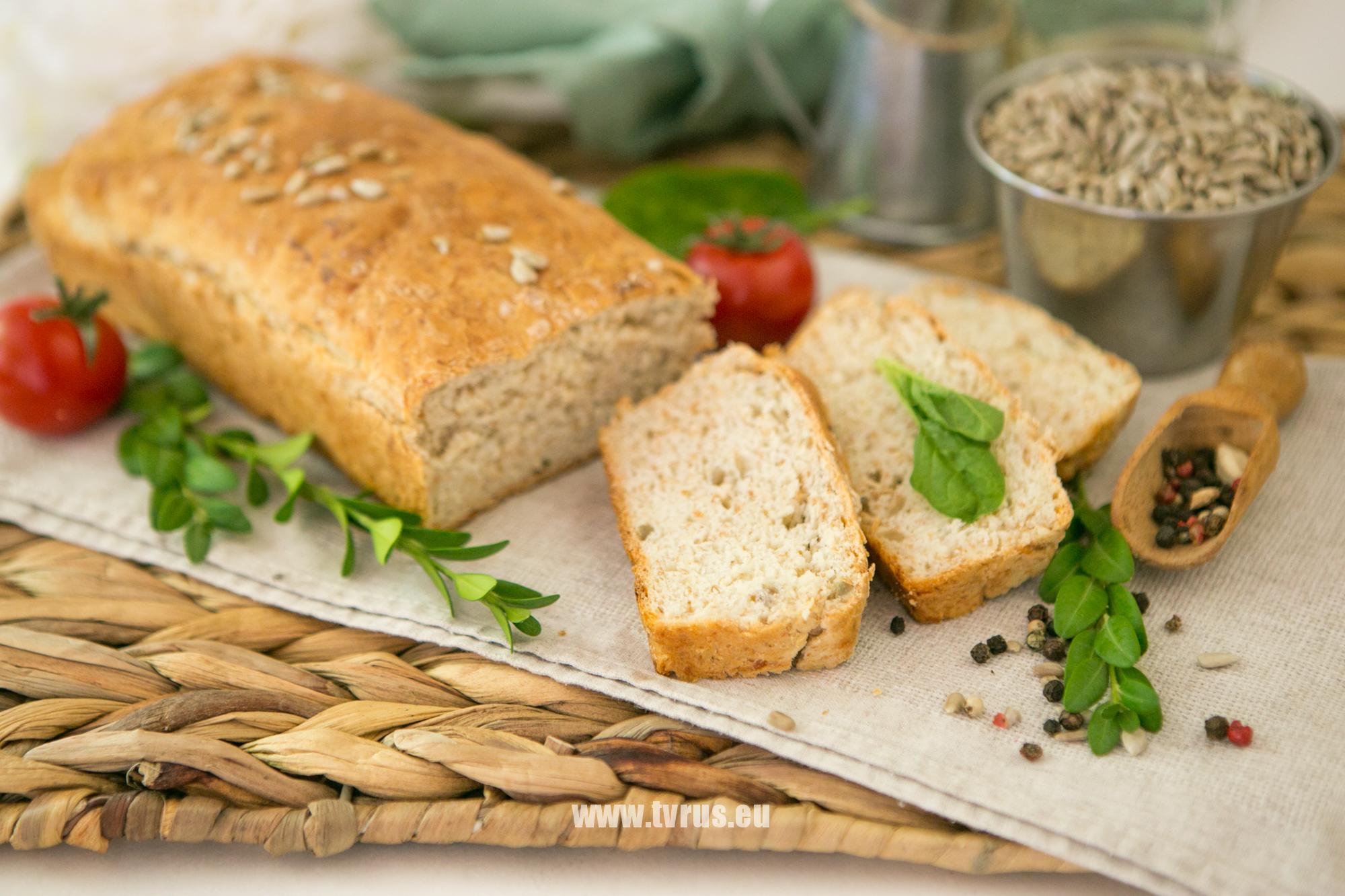 хлеб с семечками